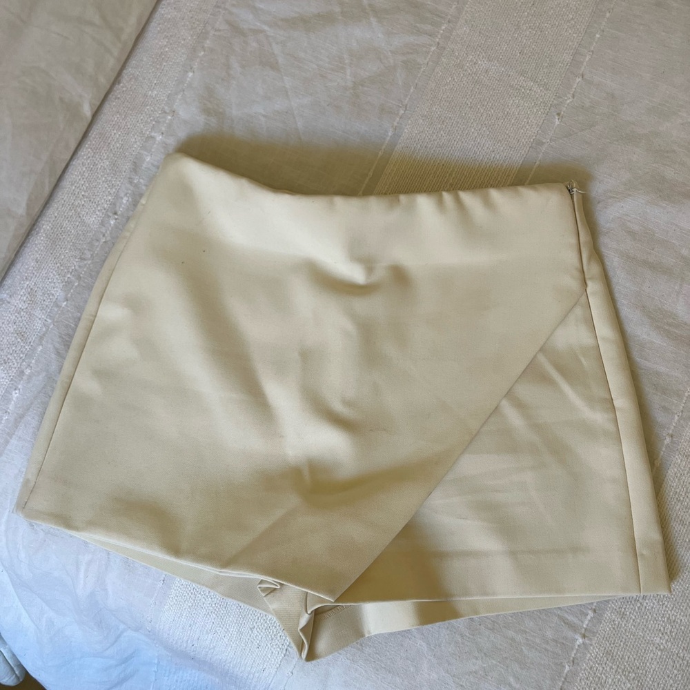 ZARA Cream Skort